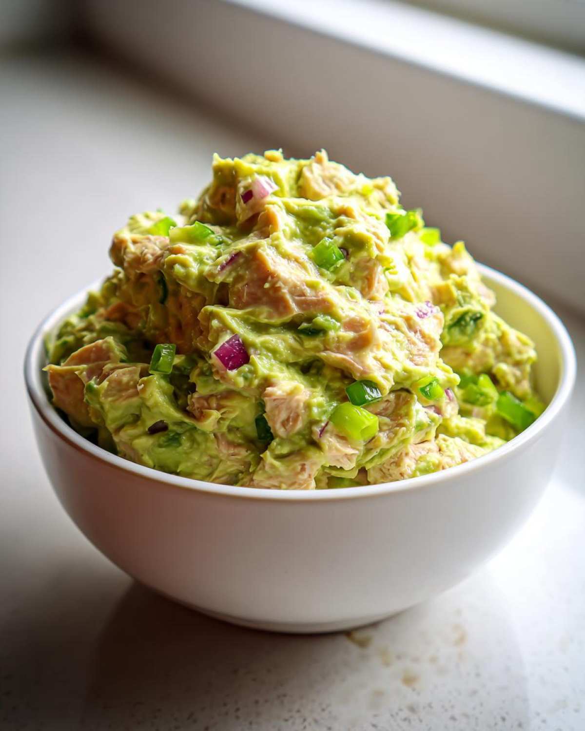 Avocado tuna salad - detail 2