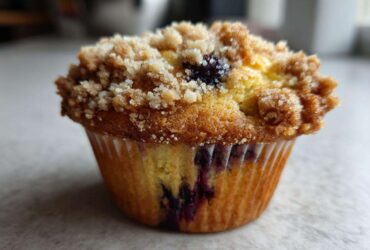 Blueberry streusel muffins