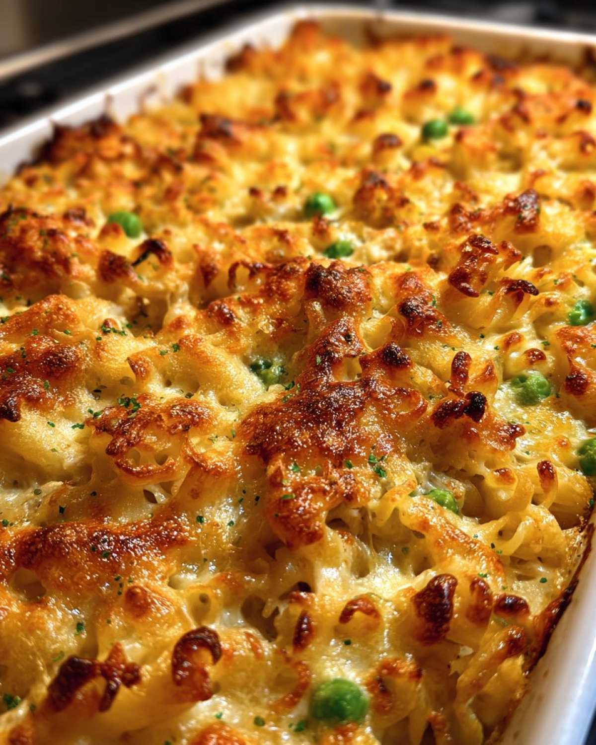 Cheesy tuna noodle casserole - detail 4