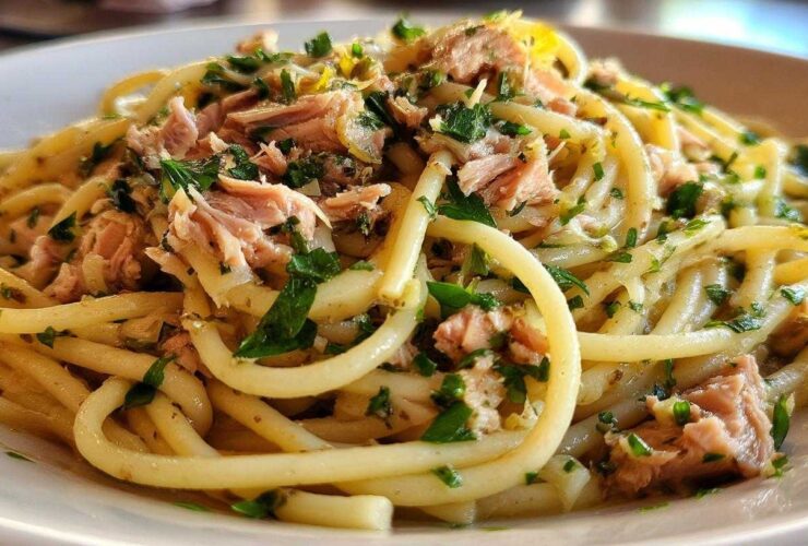 Lemon garlic tuna pasta