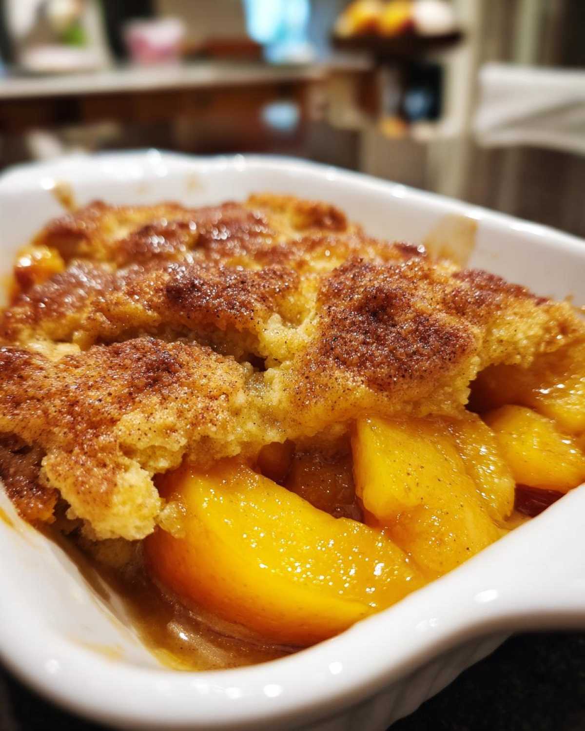 Peach Cobbler with Fresh Peaches - detail 3