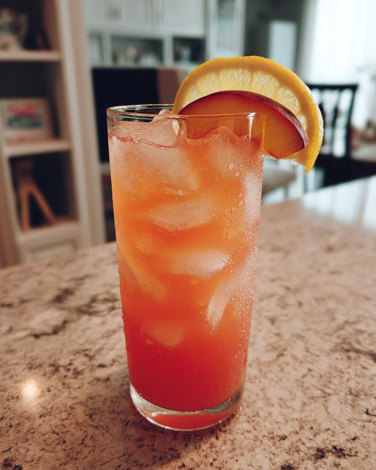Peach Iced Tea Lemonade - detail 4