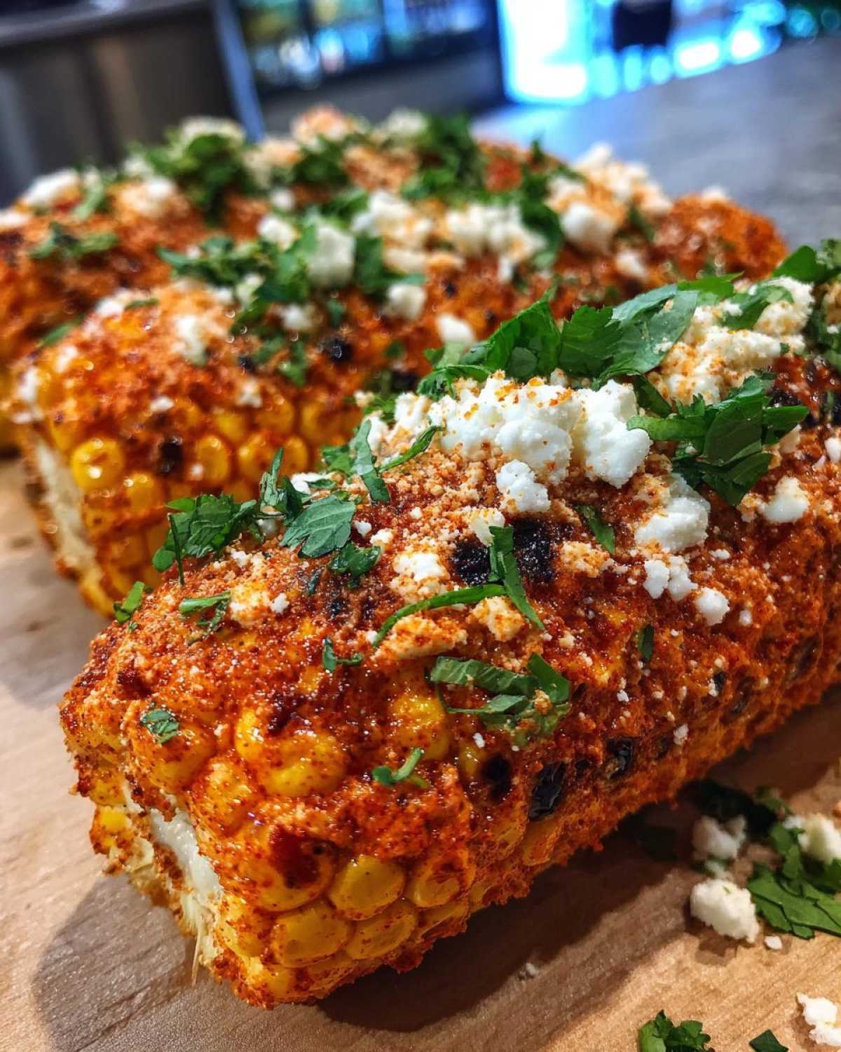 Spicy Mexican street corn - detail 2