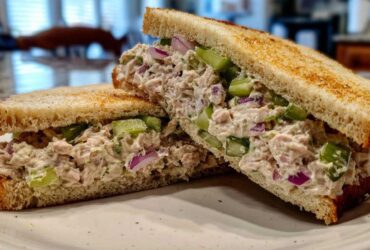 Tuna salad sandwich with celery