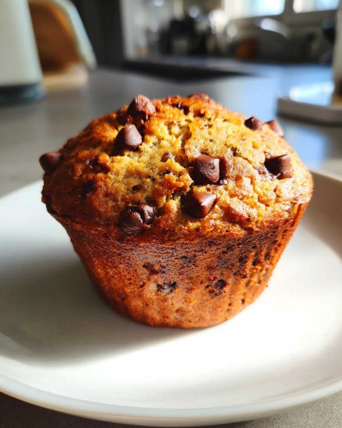 Vegan chocolate chip muffins - detail 2