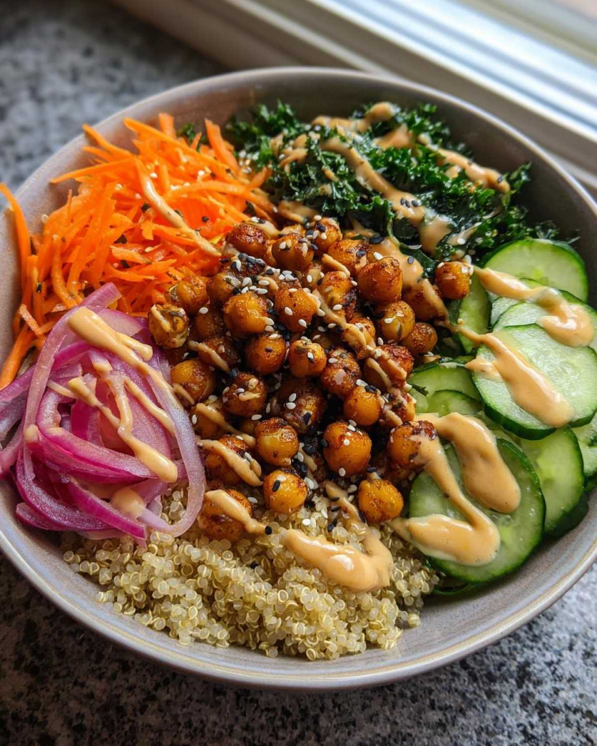 BBQ Chickpea Buddha Bowl - detail 3