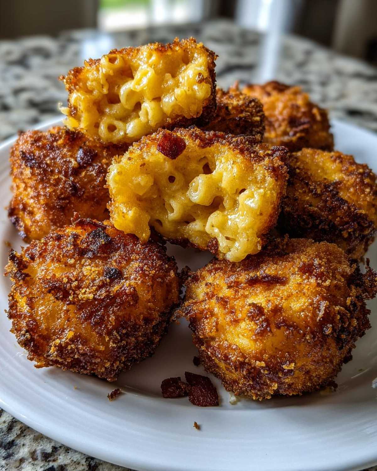 Bacon Mac and Cheese Bites - detail 2
