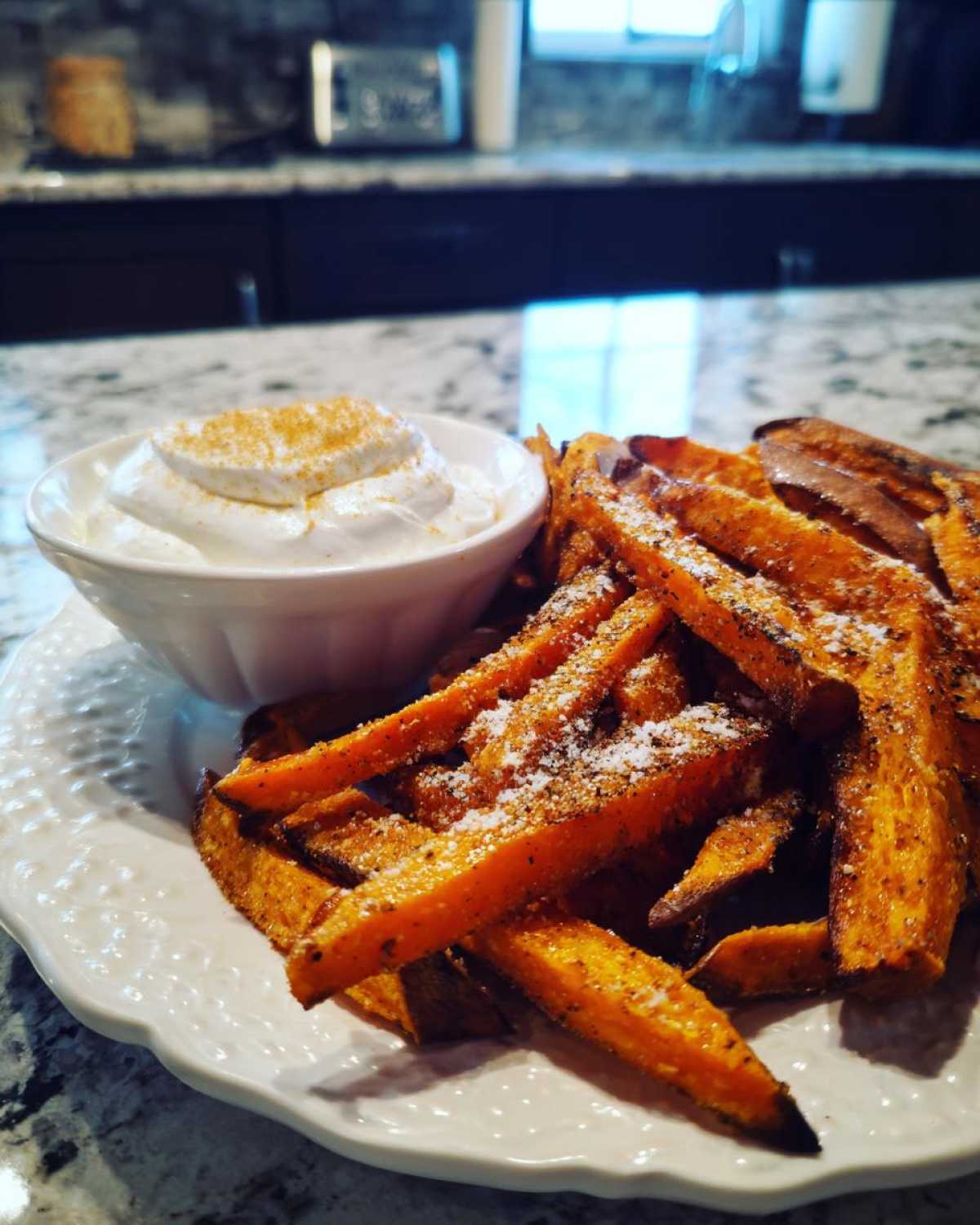 Baked Sweet Potato Fries with Marshmallow Dip - detail 1