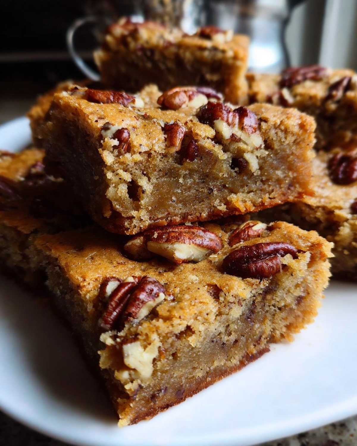 Brown Butter Pecan Blondies - detail 2