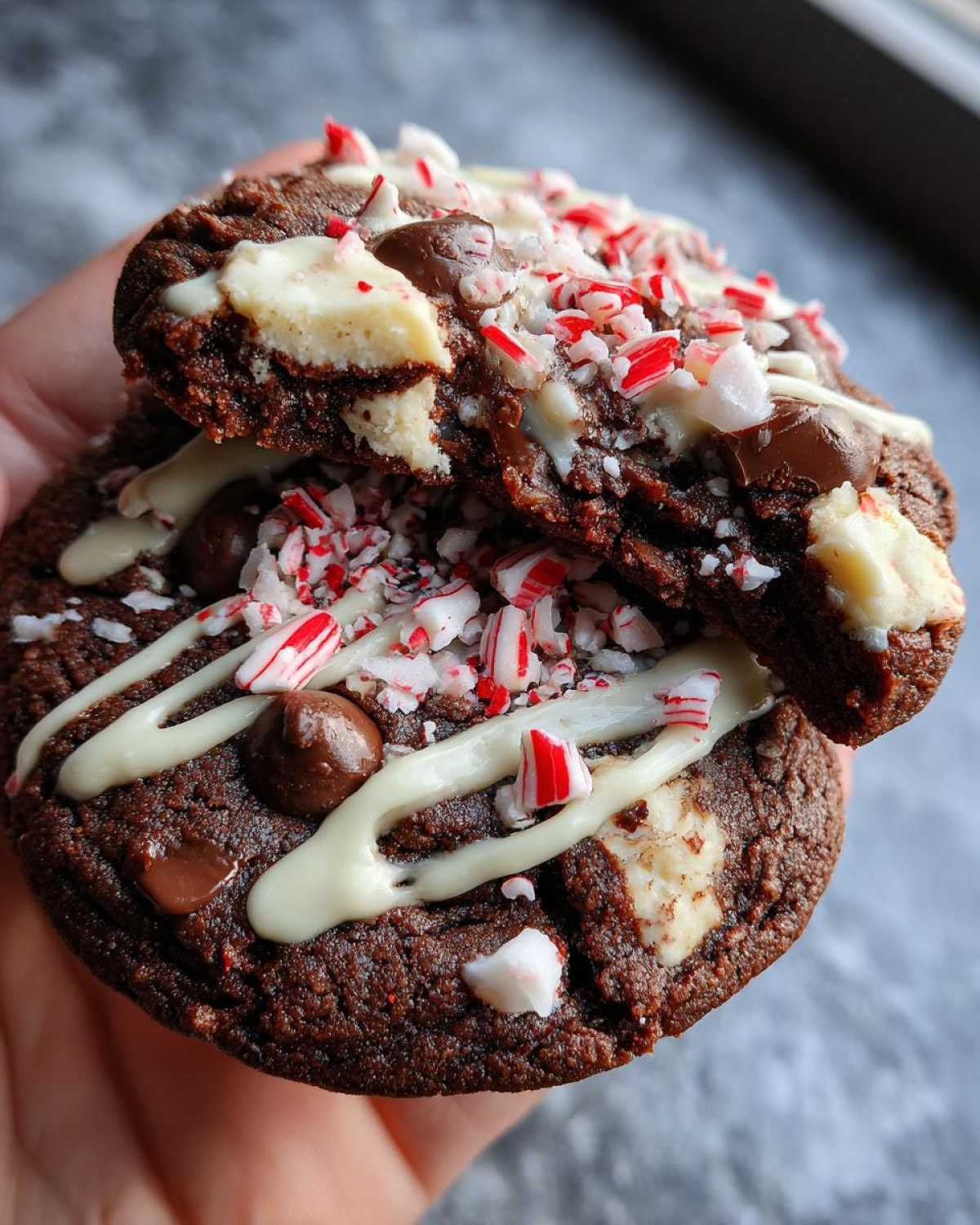 Chocolate Peppermint Bark Cookies - detail 2
