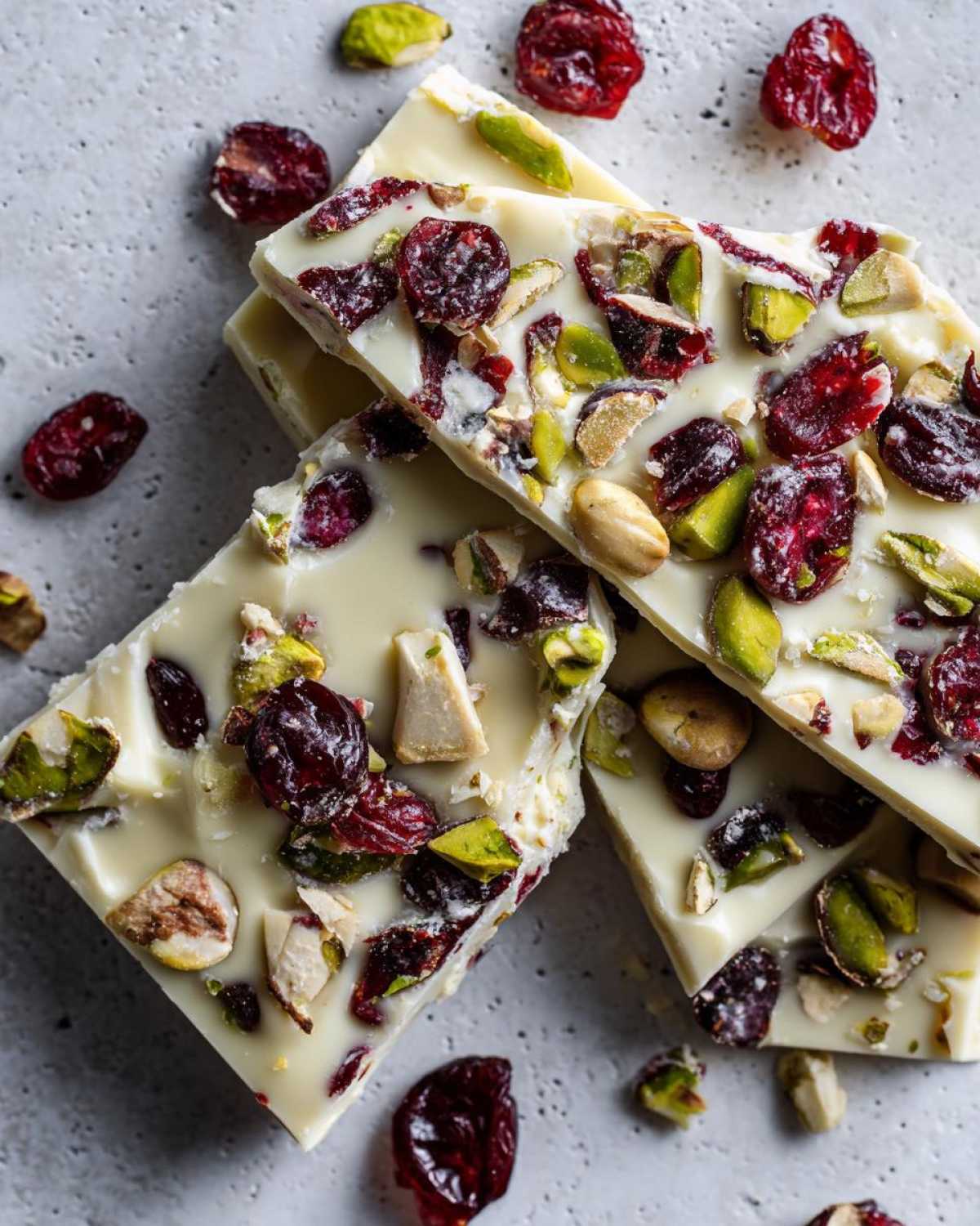 Cranberry Pistachio White Chocolate Bark - detail 1