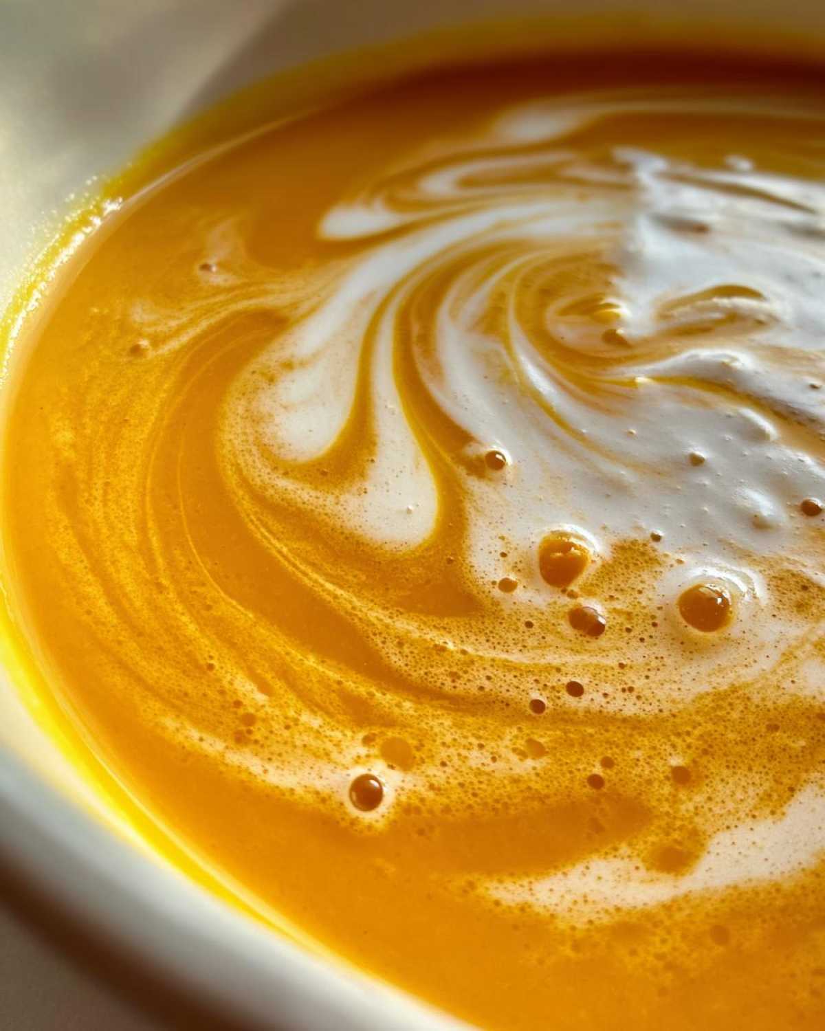 Creamy Butternut Squash Soup - detail 2