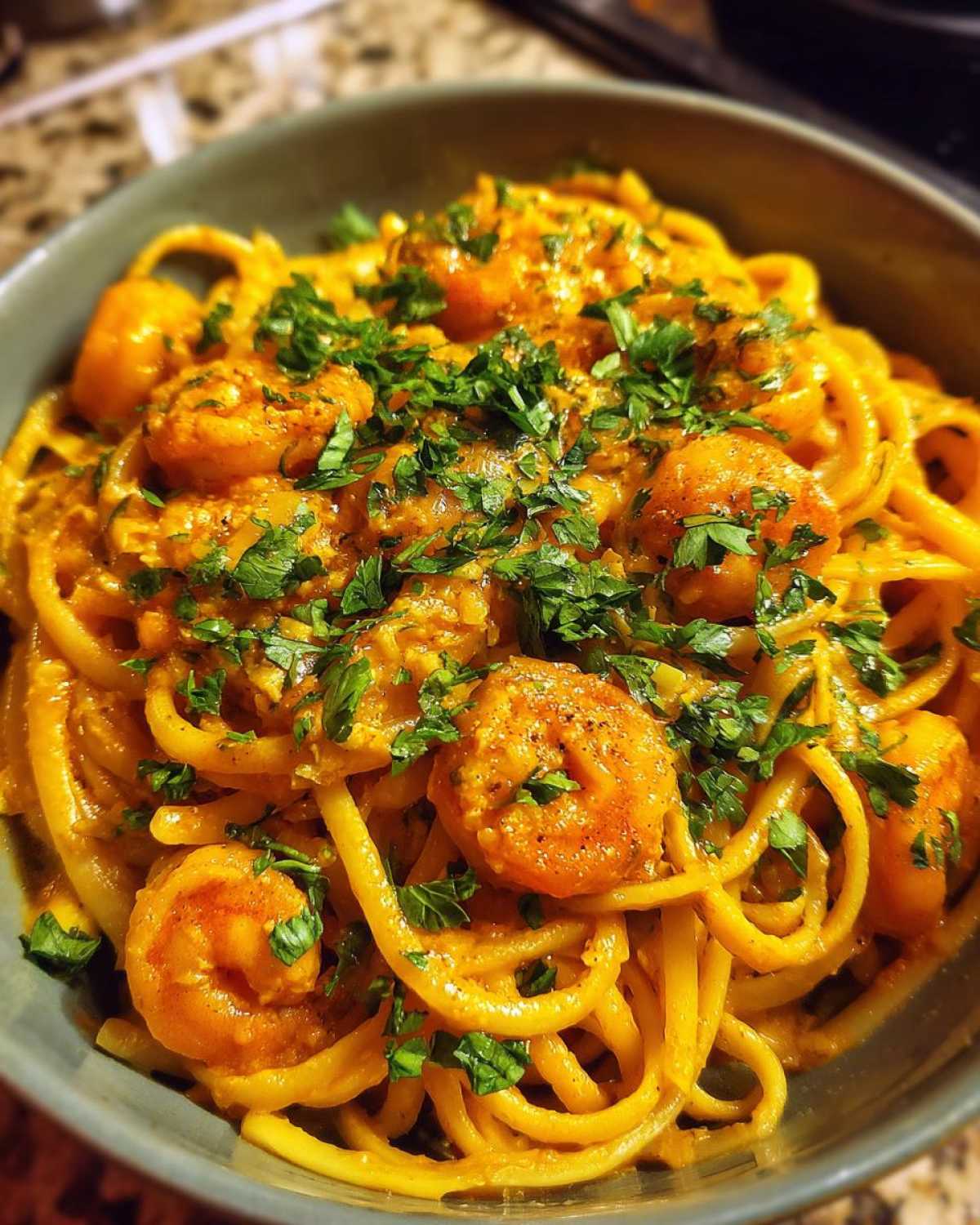 Creamy Cajun Shrimp Pasta - detail 1