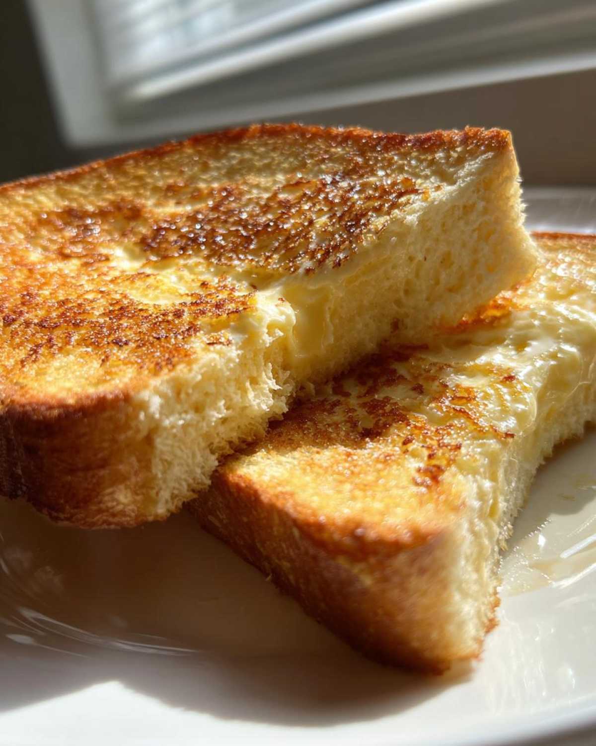 Custard Yogurt Toast - detail 1