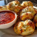 Garlic Knots with Marinara