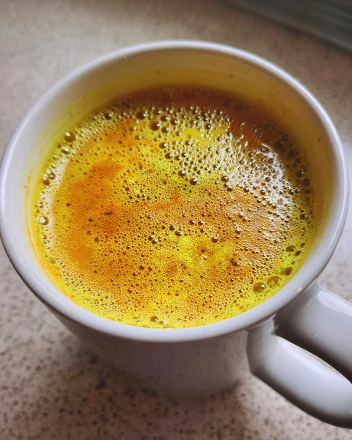 Immune Boosting Turmeric Tea - detail 4