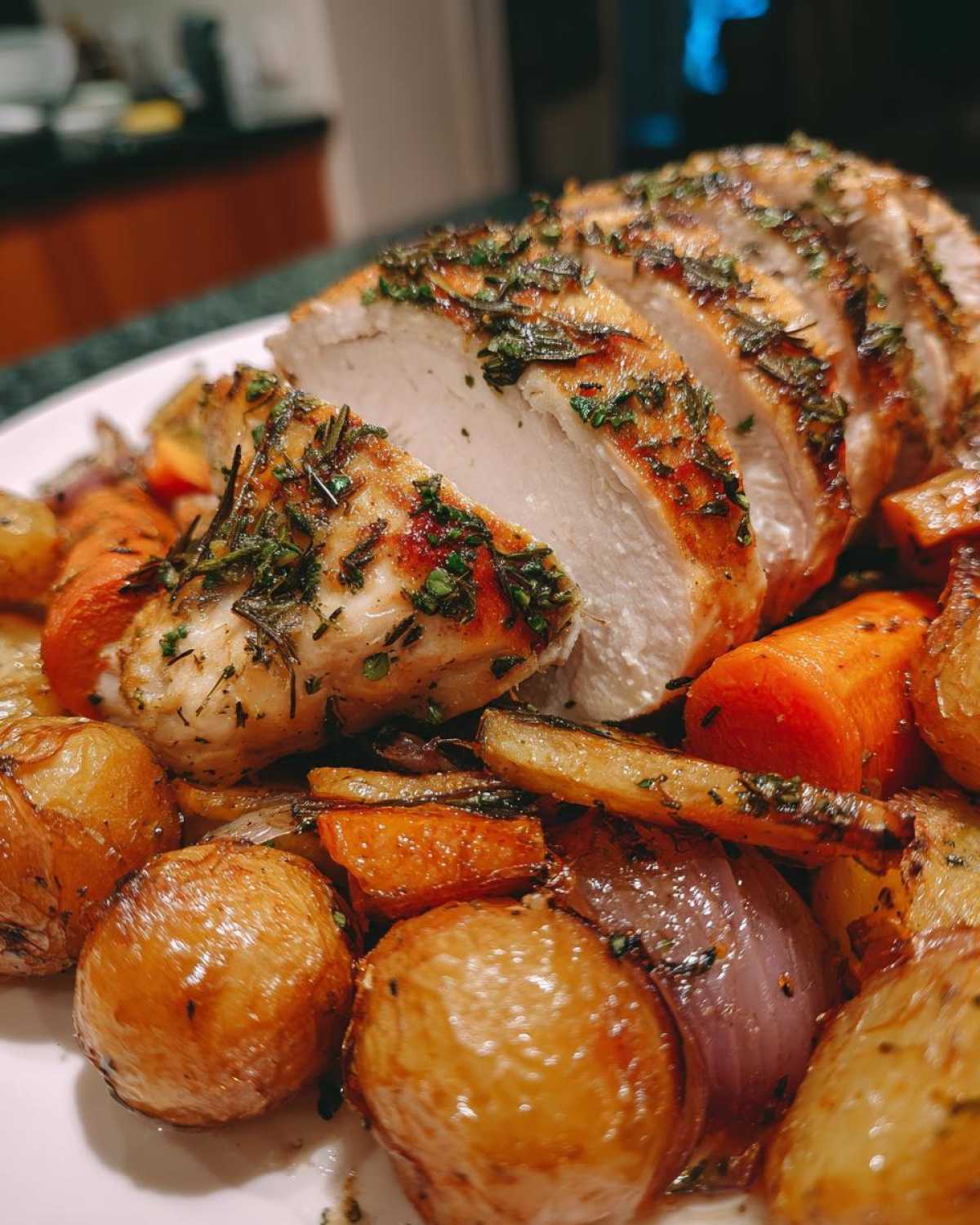 Lemon Herb Roast Chicken & Veggies - detail 2