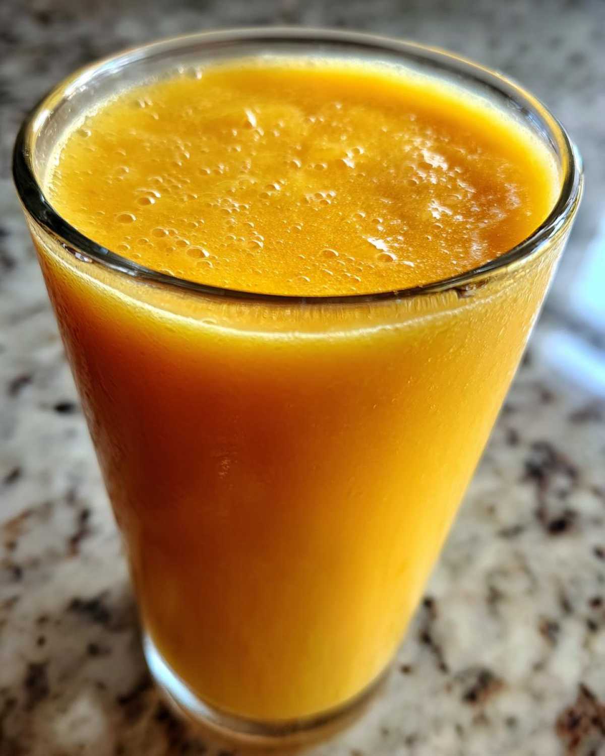 Mango Lassi Smoothie - detail 3