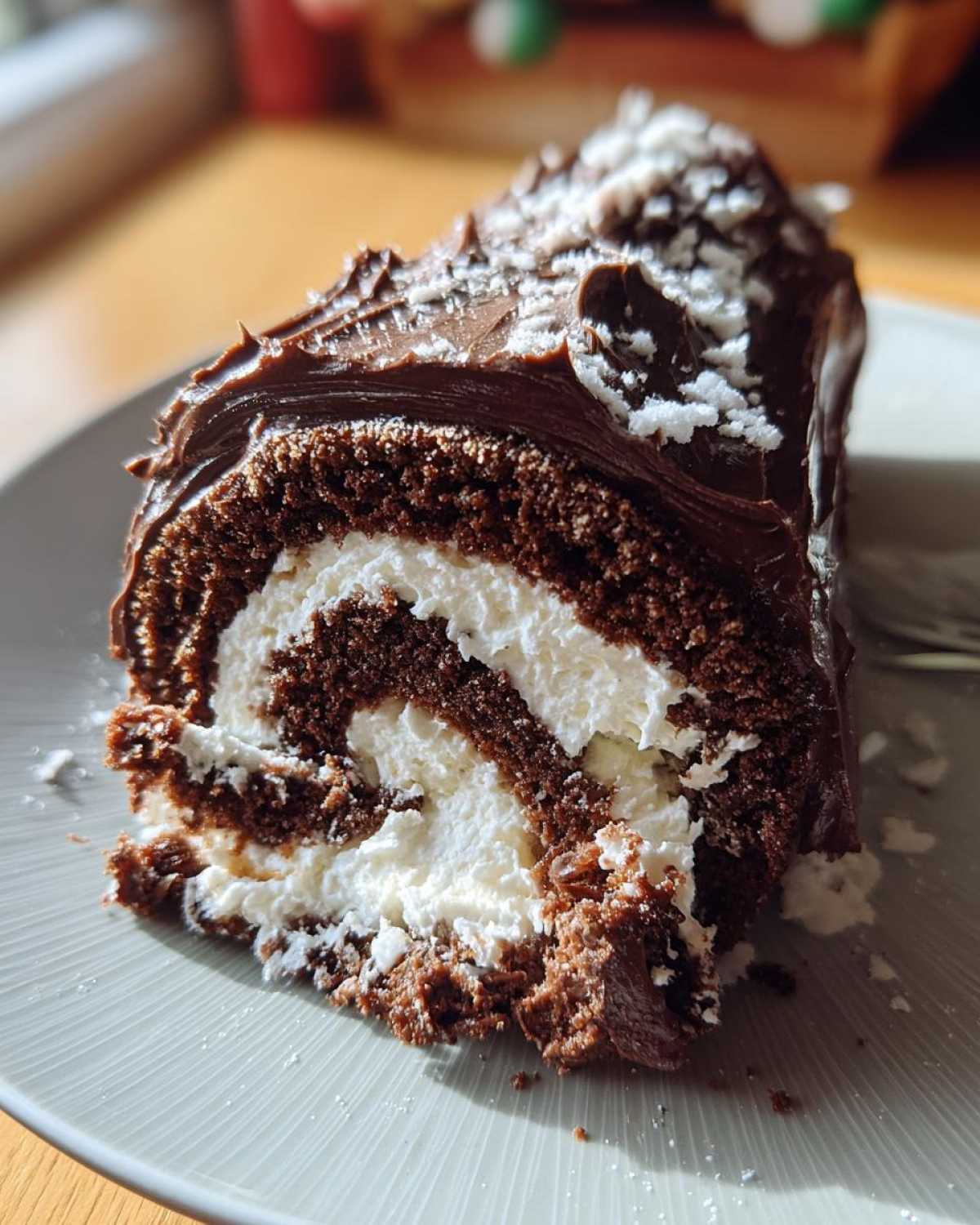 Mini Yule Log Cakes - detail 4