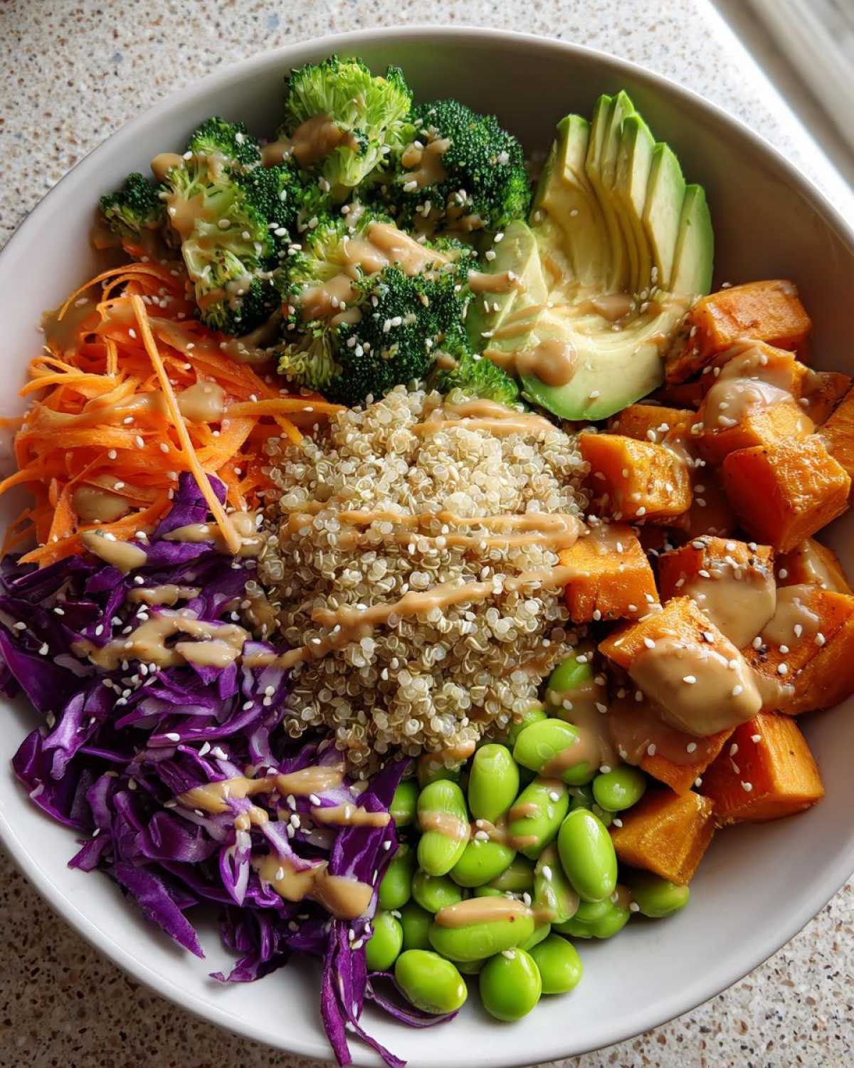 Rainbow Buddha Bowl - detail 1