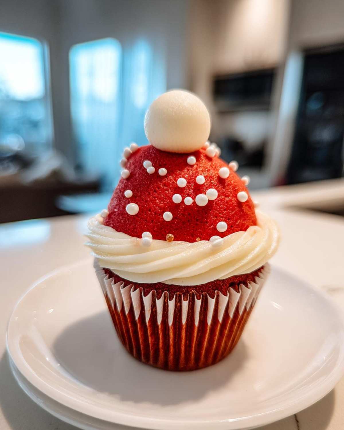 Santa Hat Cupcakes - detail 4