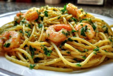Spaghetti Aglio e Olio with Shrimp