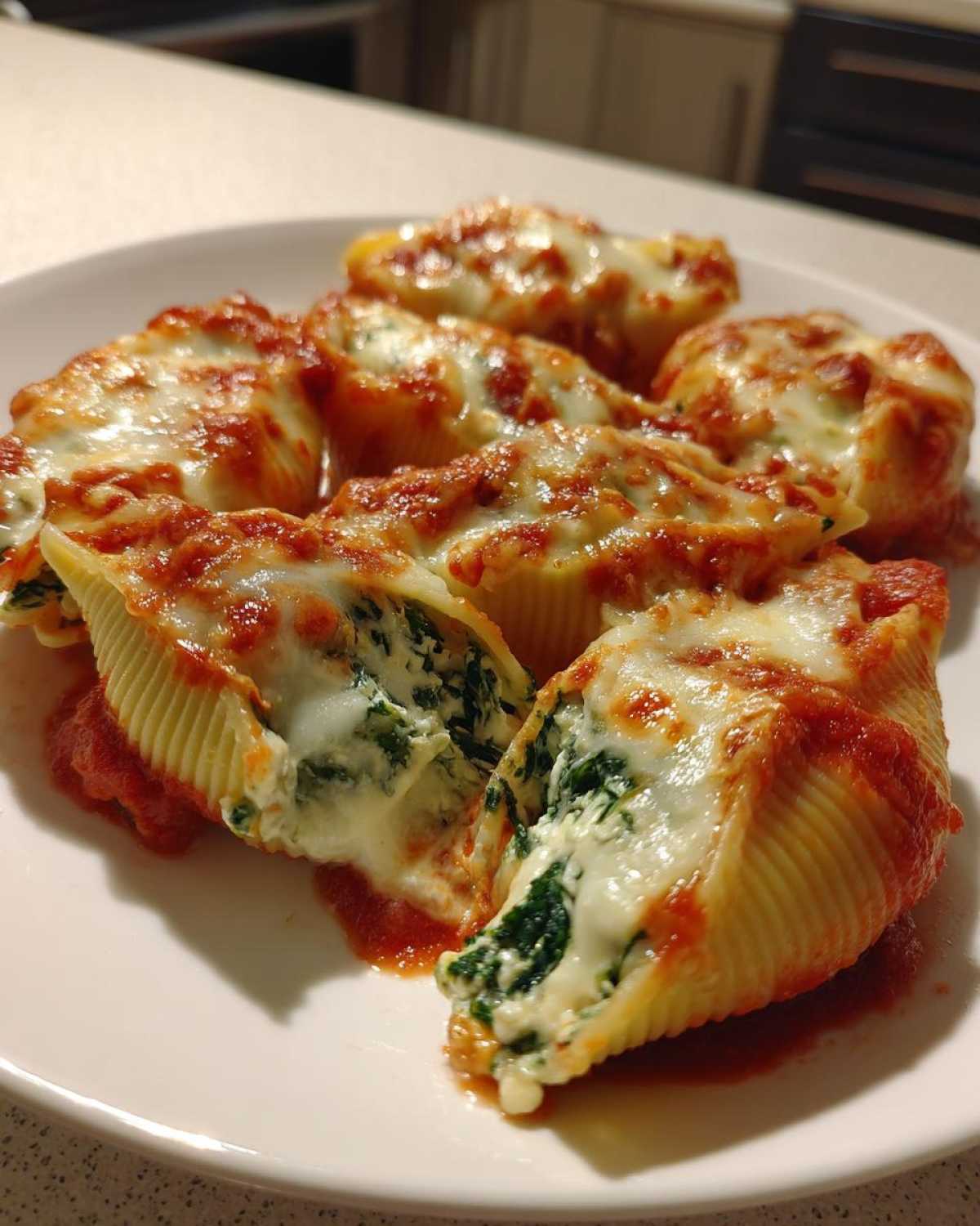 Stuffed Shells Florentine - detail 1