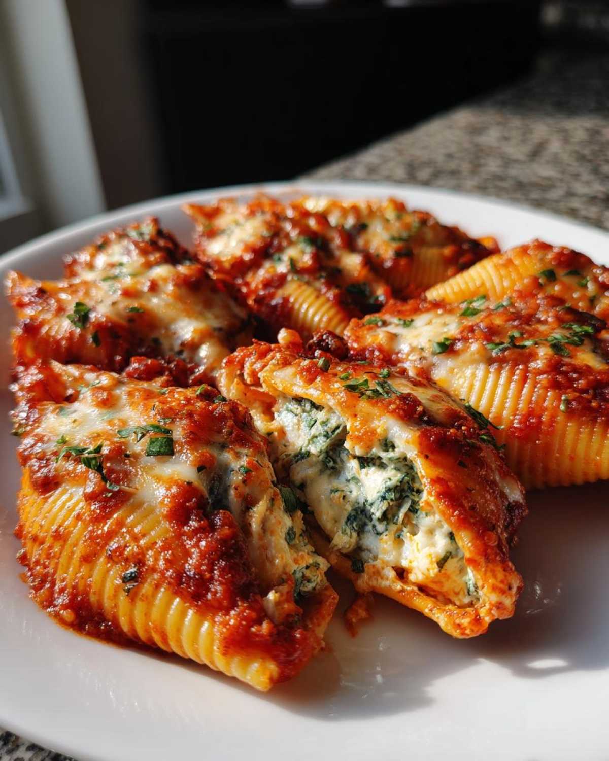 Stuffed Shells Florentine - detail 4