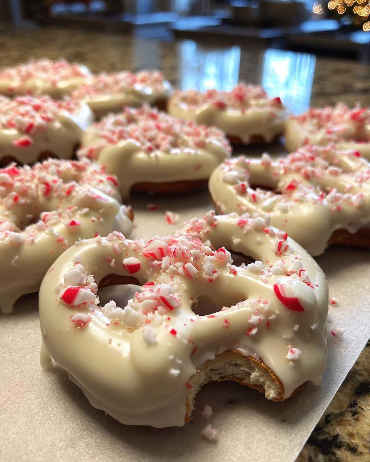 White Chocolate Peppermint Pretzels - detail 4