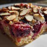 Baked Almond Berry Oatmeal