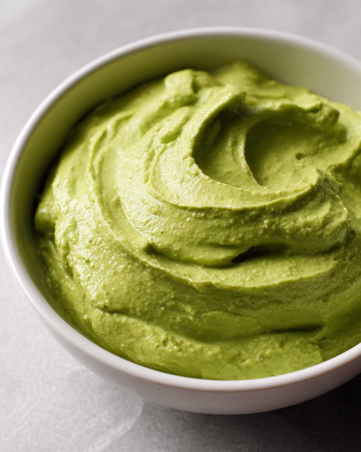 Creamy Avocado Spinach Dip - detail 1