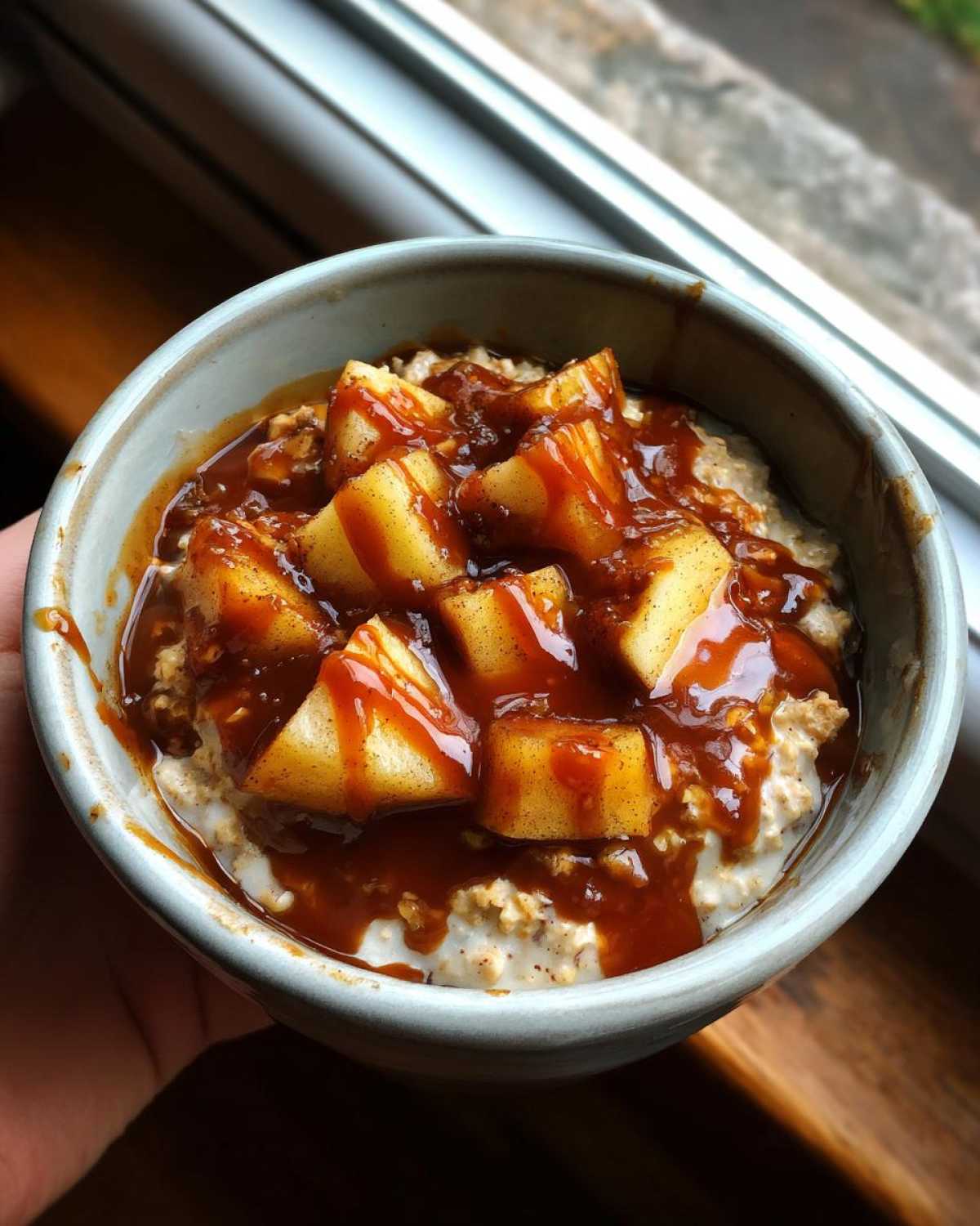 Creamy Caramel Apple Oatmeal - detail 2