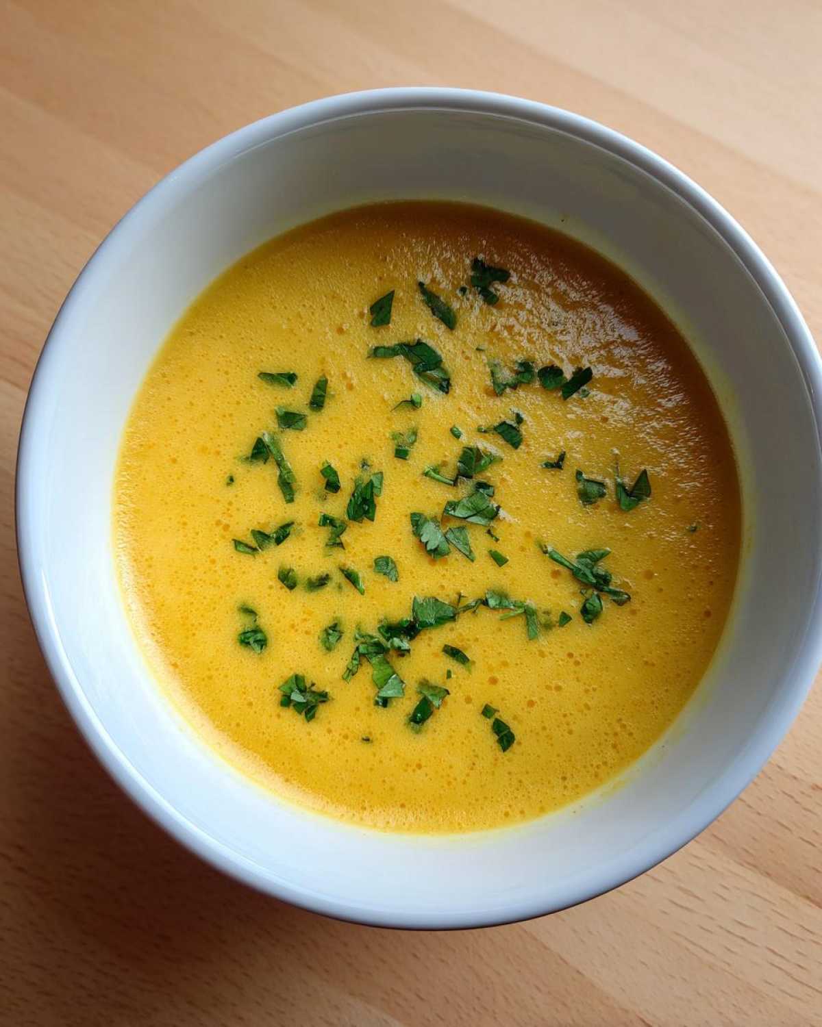 Creamy Cauliflower Curry Soup - detail 4