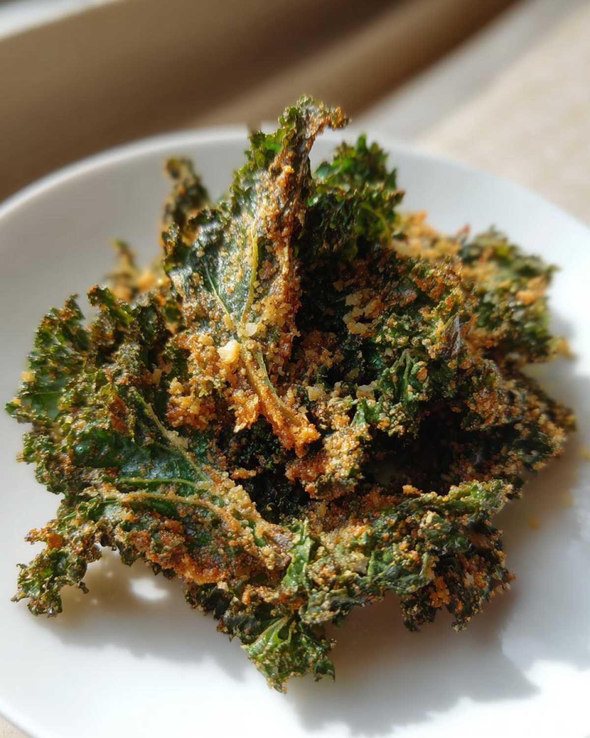 Crispy Parmesan Kale Chips - detail 3