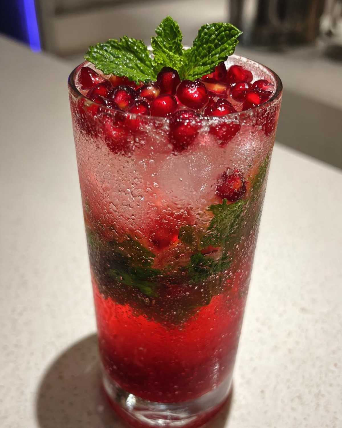 Pomegranate Mint Mojito Mocktail - detail 1