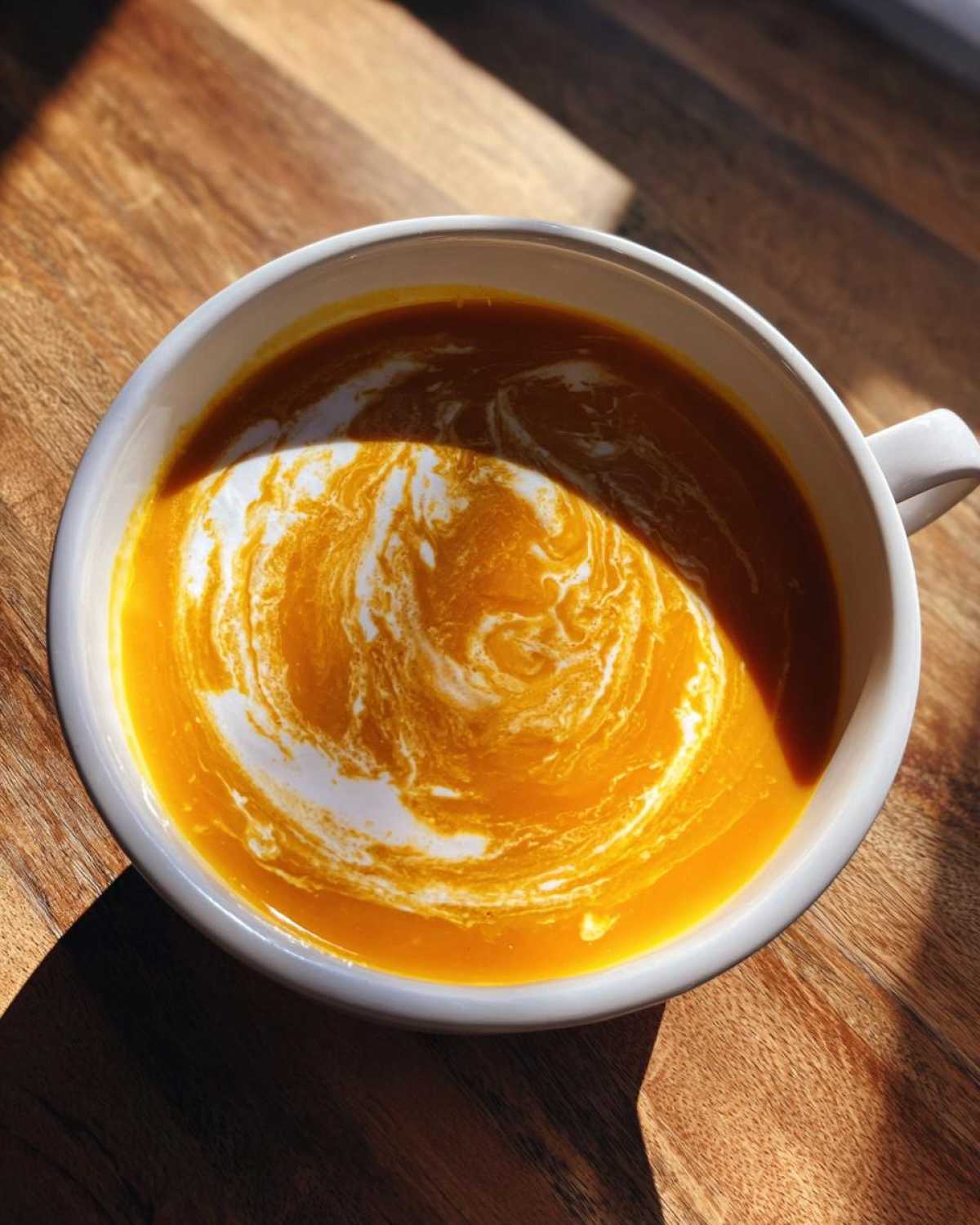 Roasted Carrot Ginger Soup - detail 1