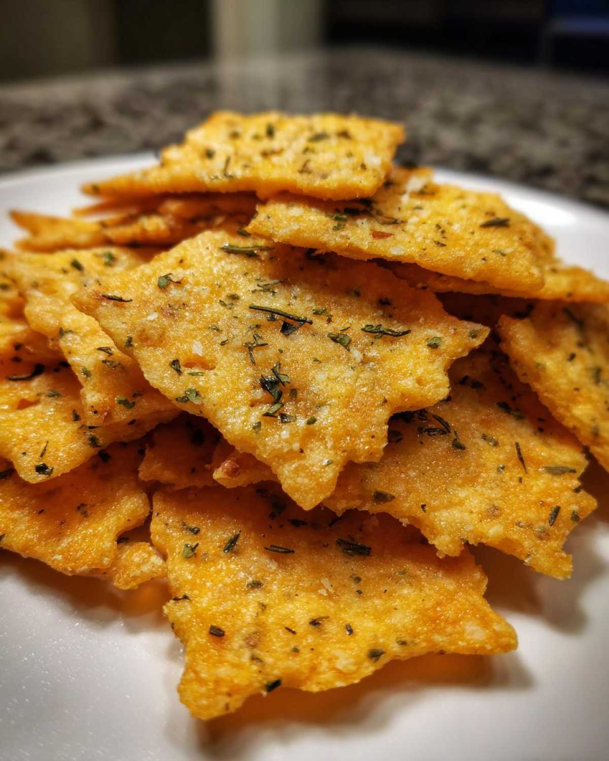 Savory Cheese and Herb Crackers - detail 2