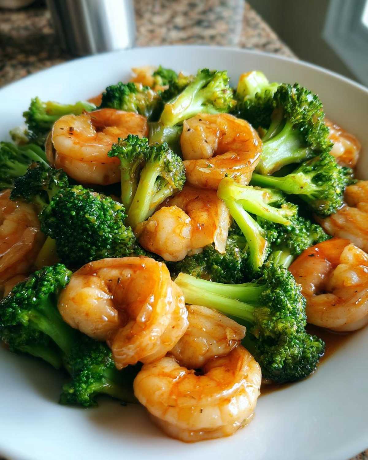 Shrimp and Broccoli Stir Fry - detail 2