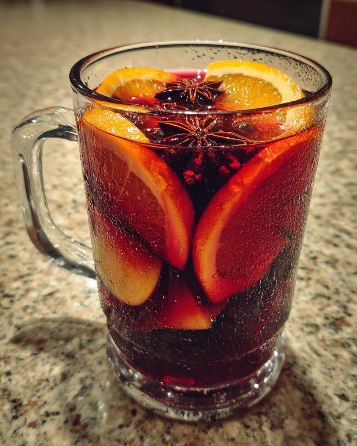 Spiced Pear Sangria - detail 2
