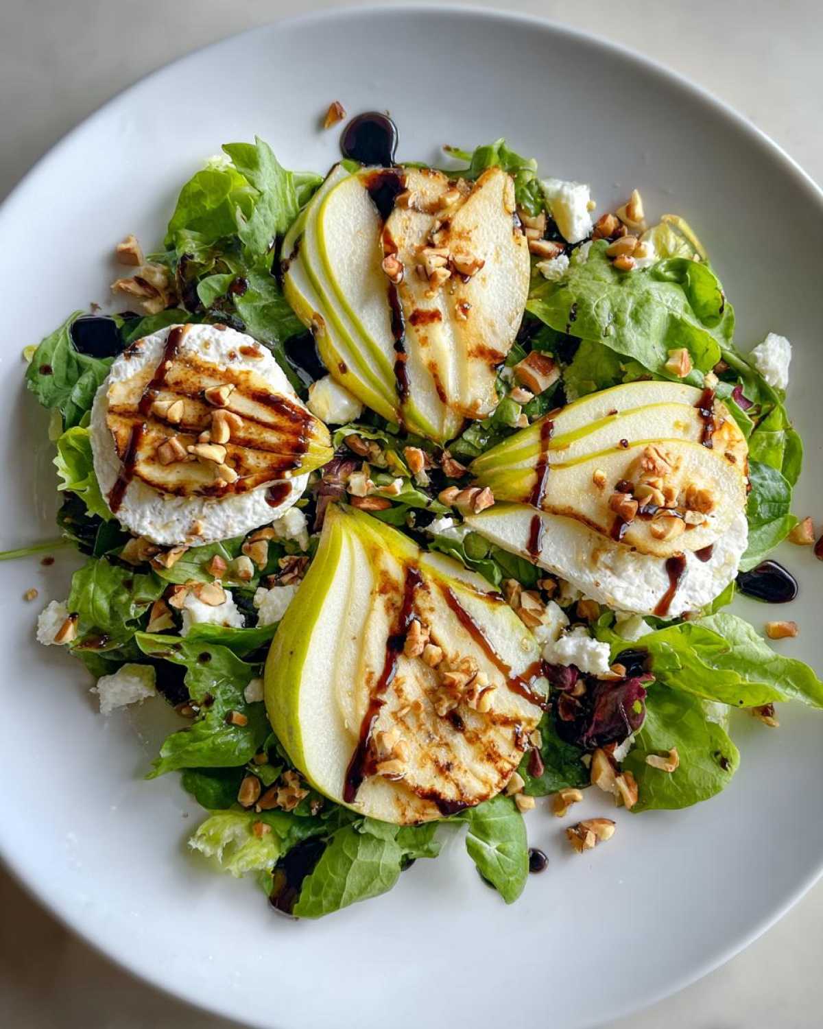 Warm Goat Cheese and Pear Salad - detail 2